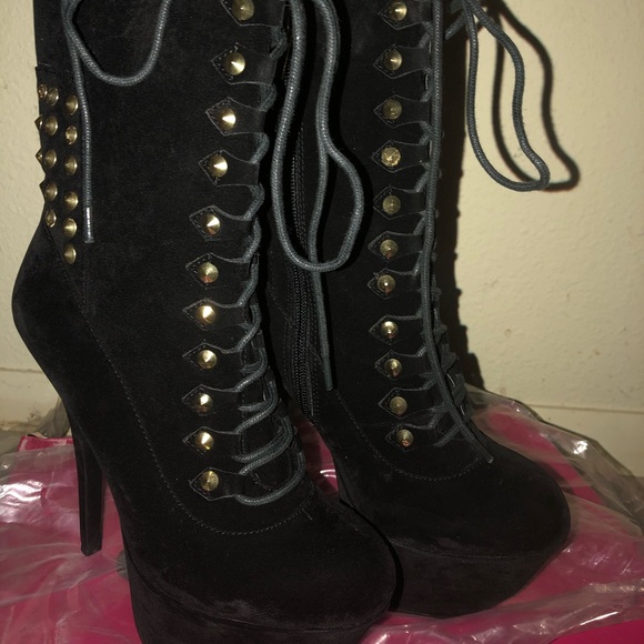 Dollhouse Shoes - Cute, SEXY black velour boots